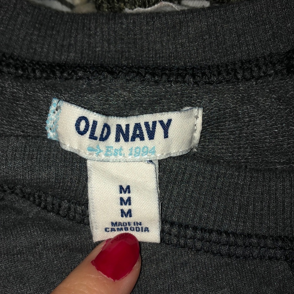 Gray old navy sweater